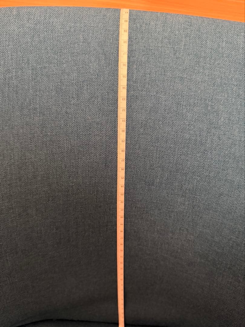 キャスター付きチェアー