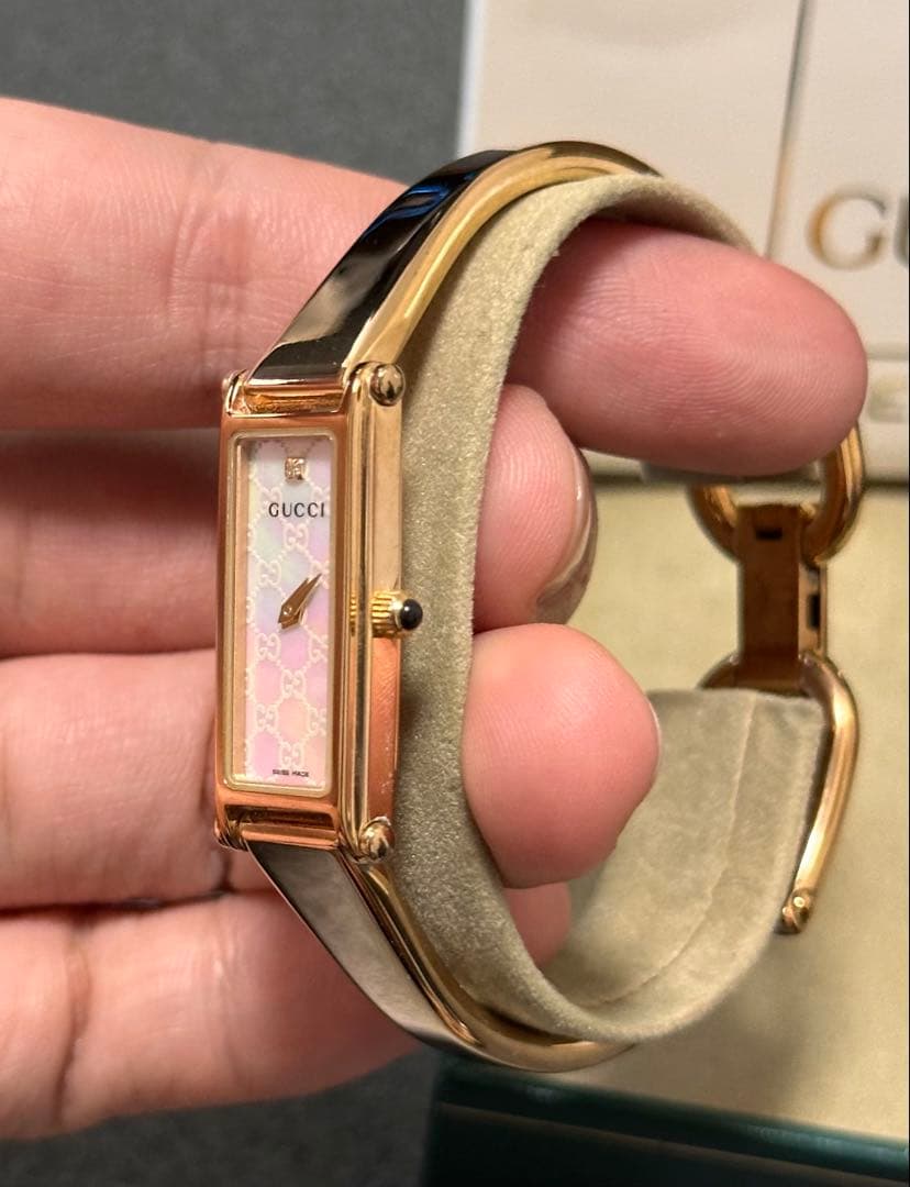 極美品 グッチ 腕時計 バングルウォッチ1500L ゴールド 1Pダイヤ文字盤