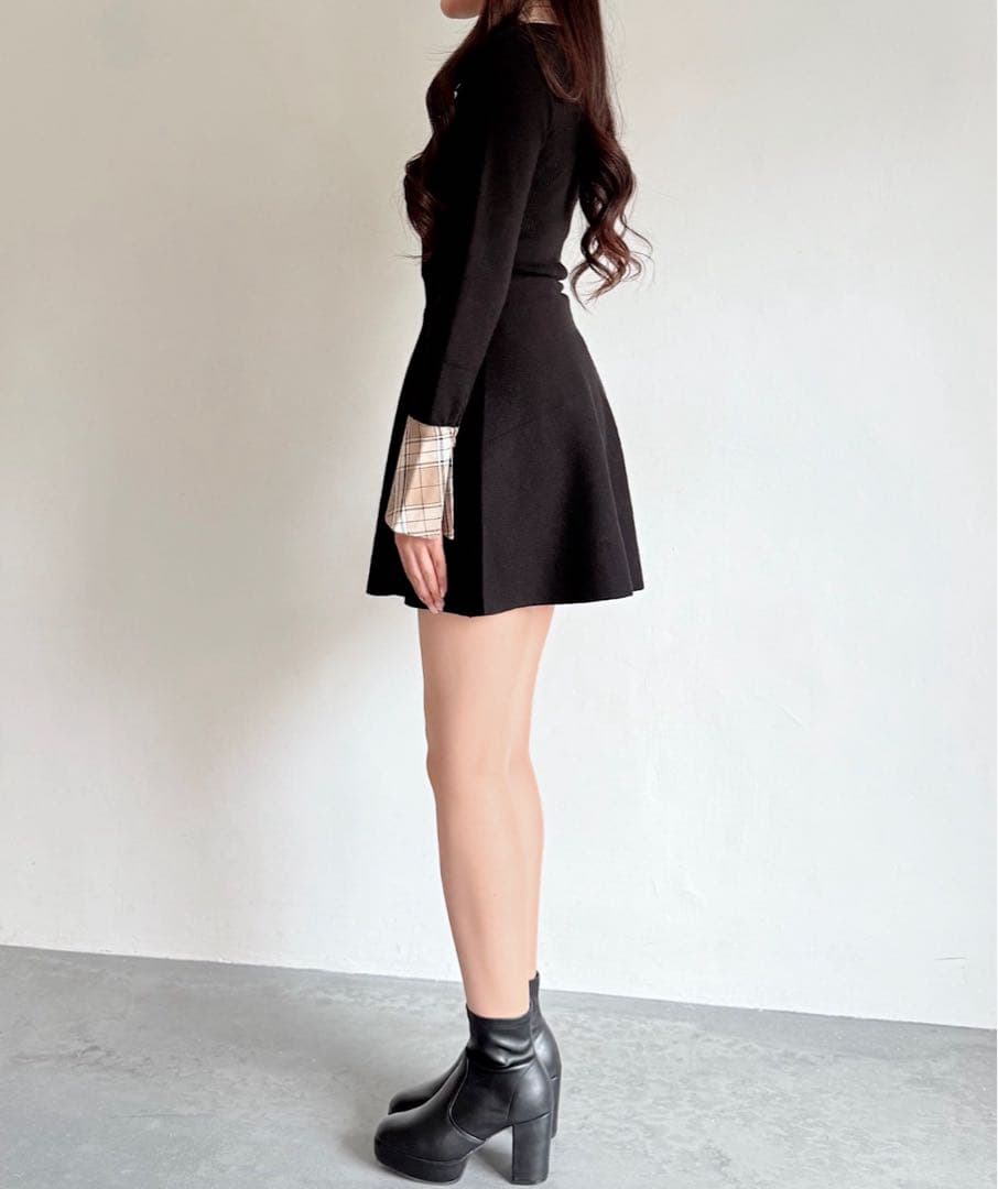 【新品未使用】NOMAE チェックカラーミニニットワンピース　ブラック