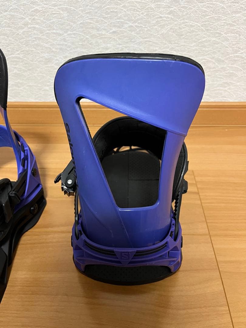 SALOMON HOLOGRAM ブルー　数回使用23-24