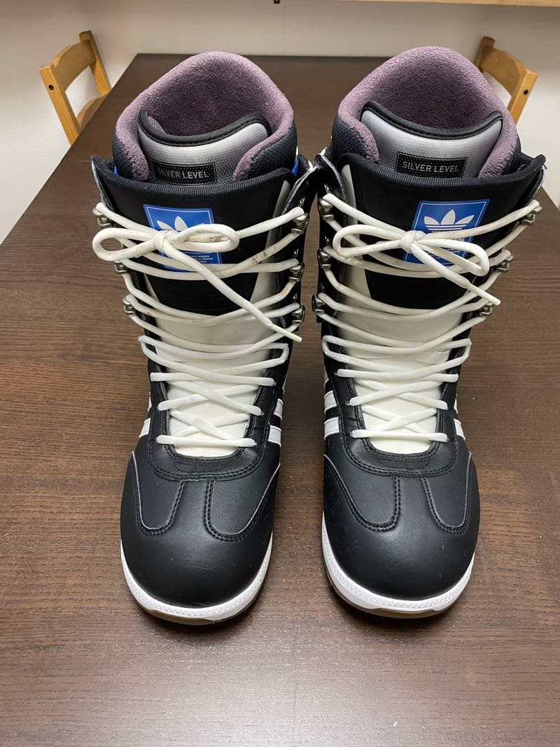 adidas サンバ　スノーボードブーツ