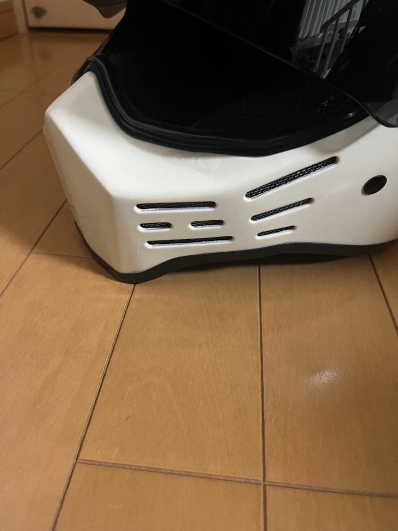 キキ3回だけ使用 希少限定カラーSIMSONロゴ入M10アイボリー