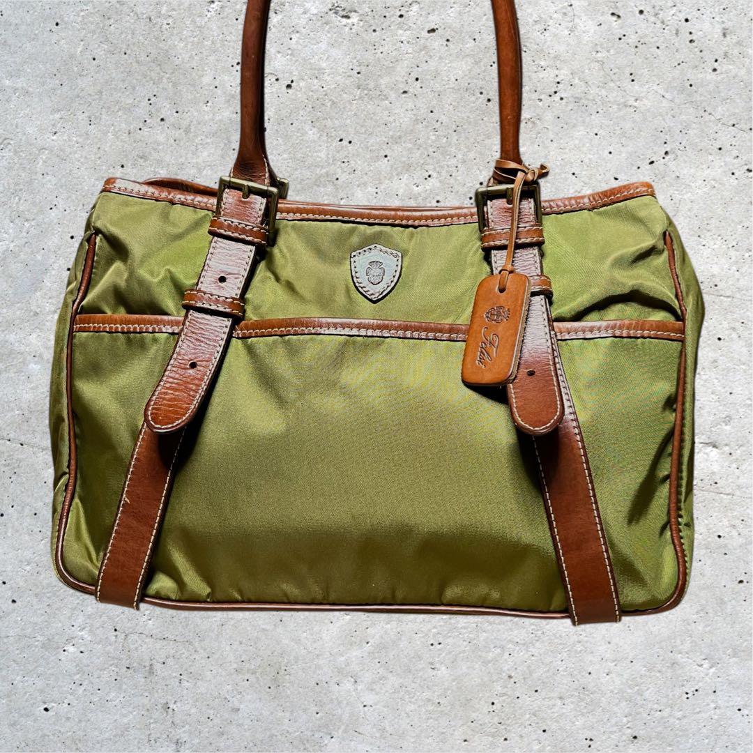 美品　フェリージ　トートバッグ　ナイロン　レザー　3層　肩掛け　カーキ　ブラウン