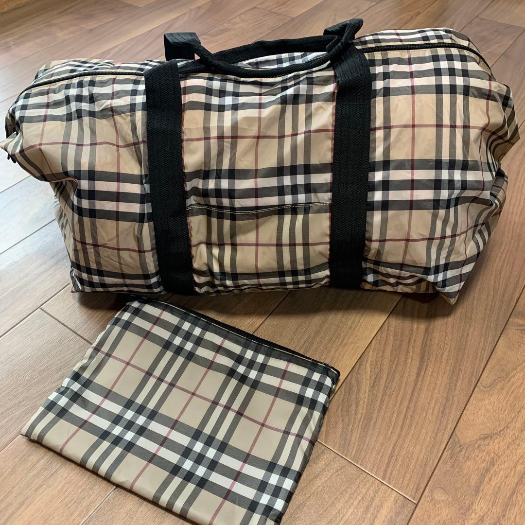 チェック柄 折りたたみボストンバッグとポーチ　バーバリー