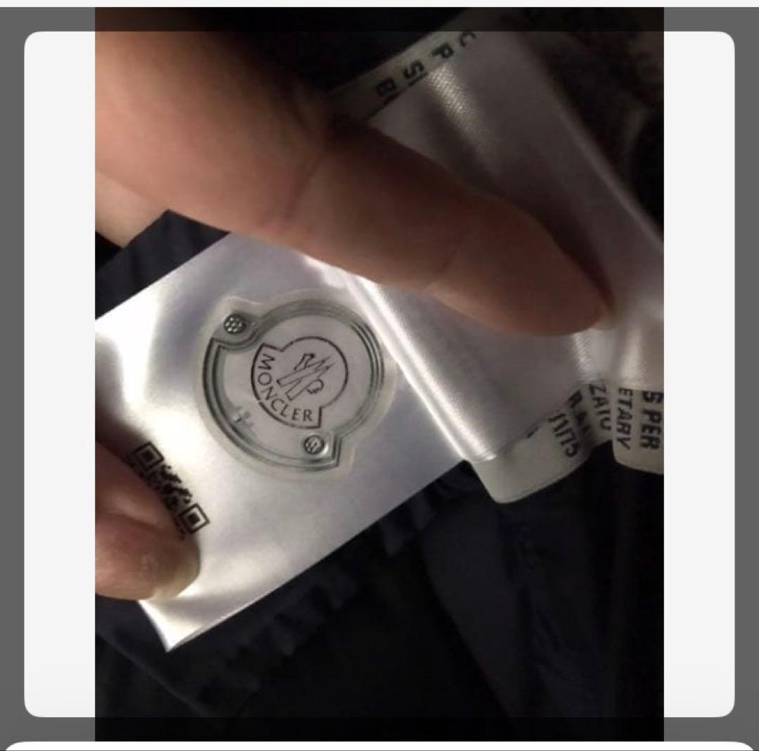 モンクレール　ウールとの組み合わせが素敵なダウンコート