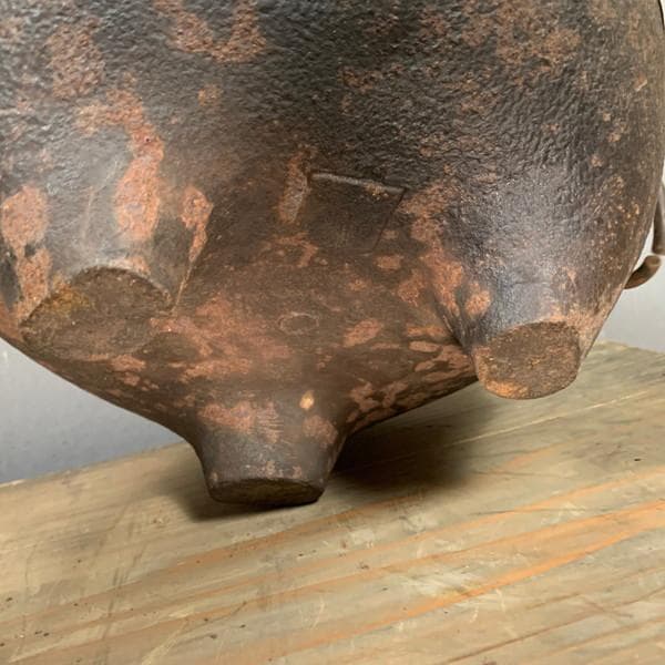 鉄製風炉釜竹絵乾山写水指黒塗棗桑小卓組立式茶道具揃え合せ箱付き[B34159]