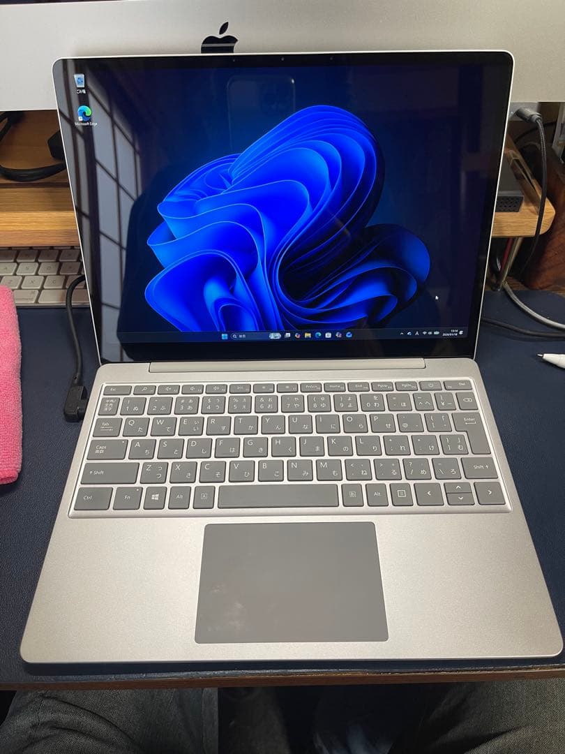 ち*ん様 Surface Laptop Go i5-1035G1 8GB 256