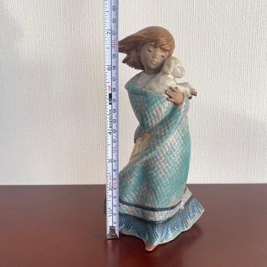 LLADRO リヤドロ　『 やっと会えた仔羊 』 置物