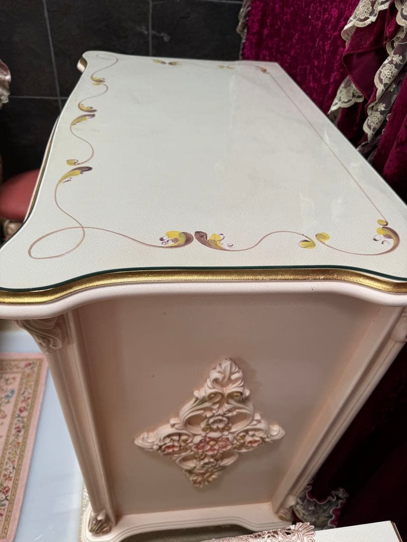 ロココ調　4段　チェスト　ななちゃんページ