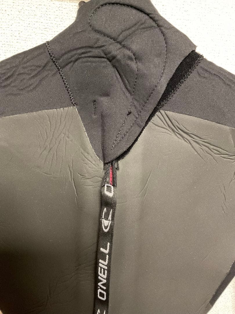 O'NEILL　オニール　裏起毛　Mサイズ　5/3mmセミドライ　レディース