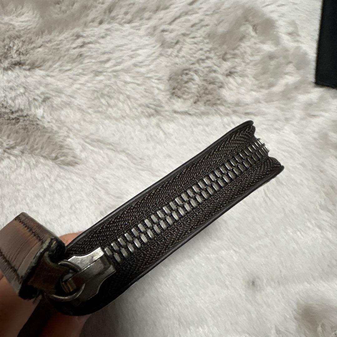 ベルルッティ ワパ ジップ付きパース