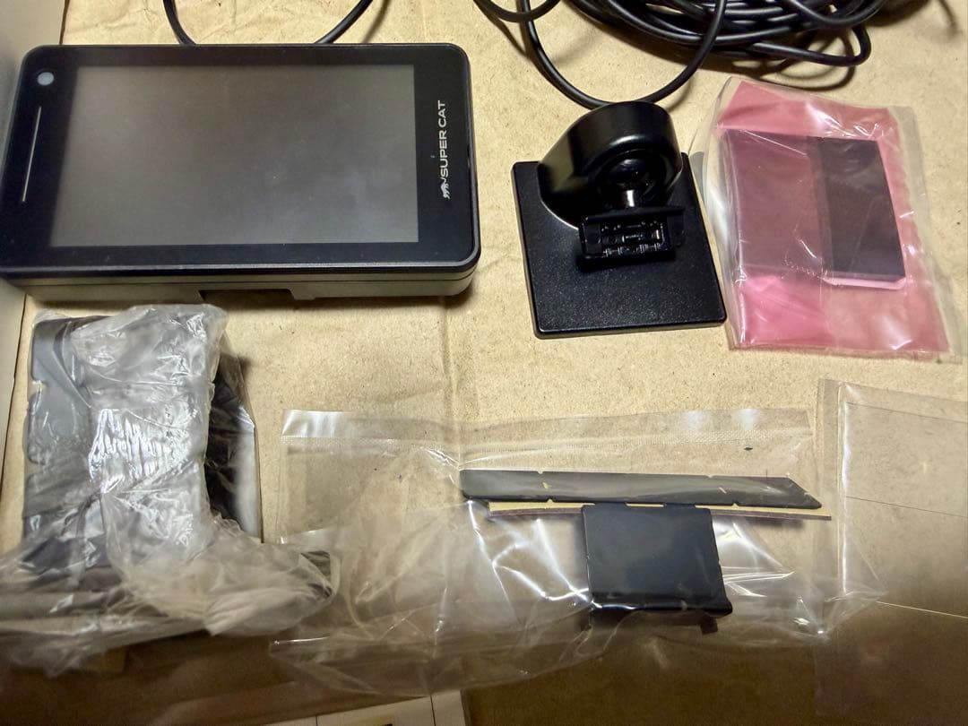 SUPER CAT レーザー&レーダー探知機　A1200L