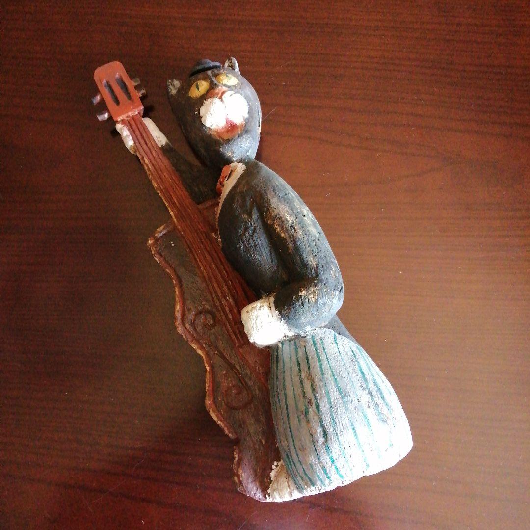 木彫りの猫　セロ弾きの猫　36.5cm