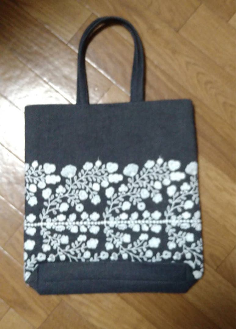 minaperhonen☆floraleaf　トーストバッグ　ネイビー　完売