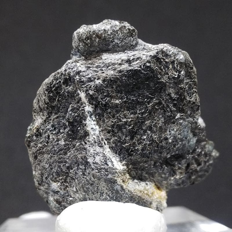 496 アレキサンドライト 母岩付 原石 結晶 ブラジル産