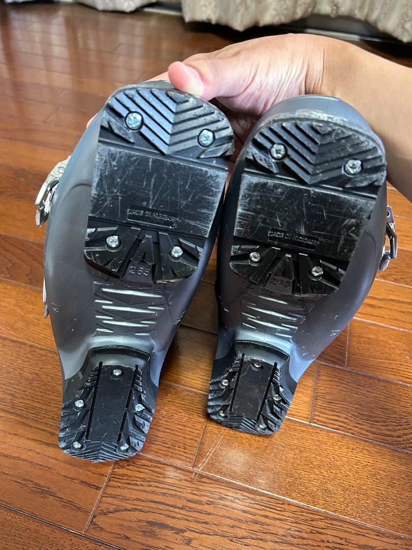 必見！使用回数少✮Nordica スキー用ブーツ 26.5サイズ