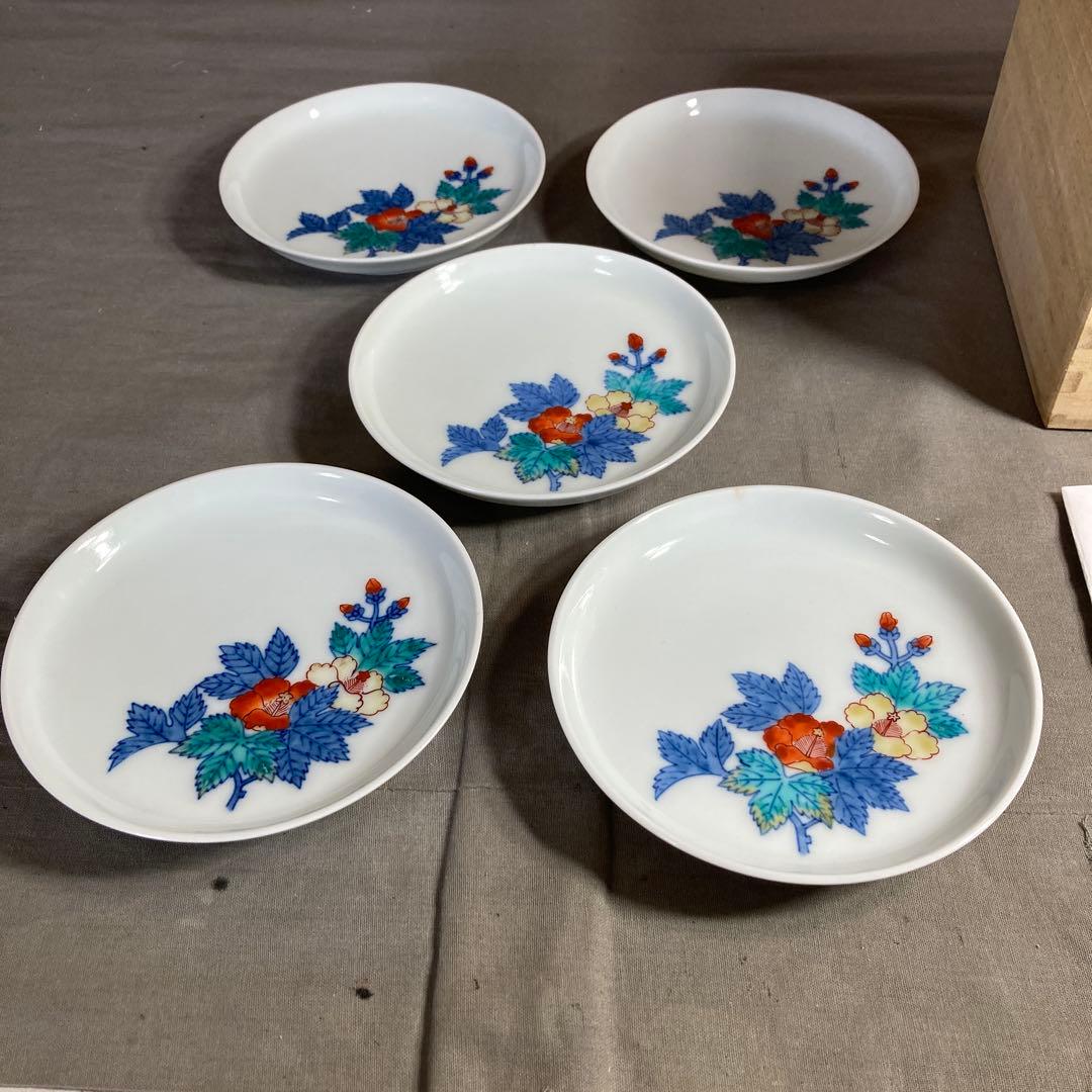 【今右衛門】色鍋島の伝統　人間国宝　十三代今泉今右衛門作　錦花絵　小皿揃