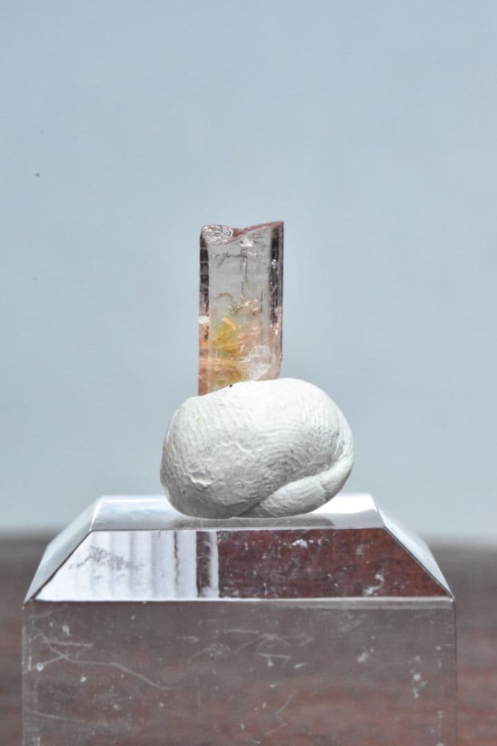 希少！ ピンクオレンジタンザナイト原石