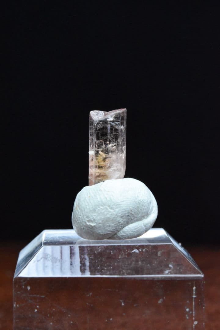 希少！ ピンクオレンジタンザナイト原石