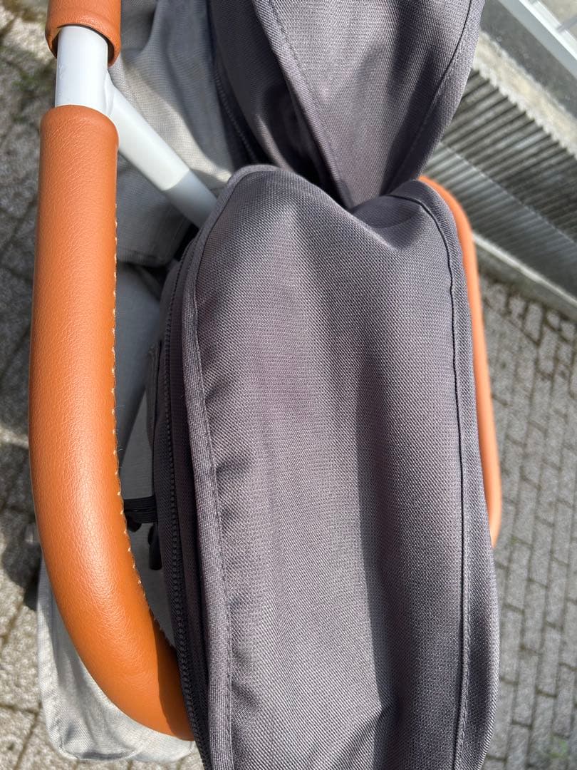 ダブルベビーカー グレー 5点式シートベルト ココダブル