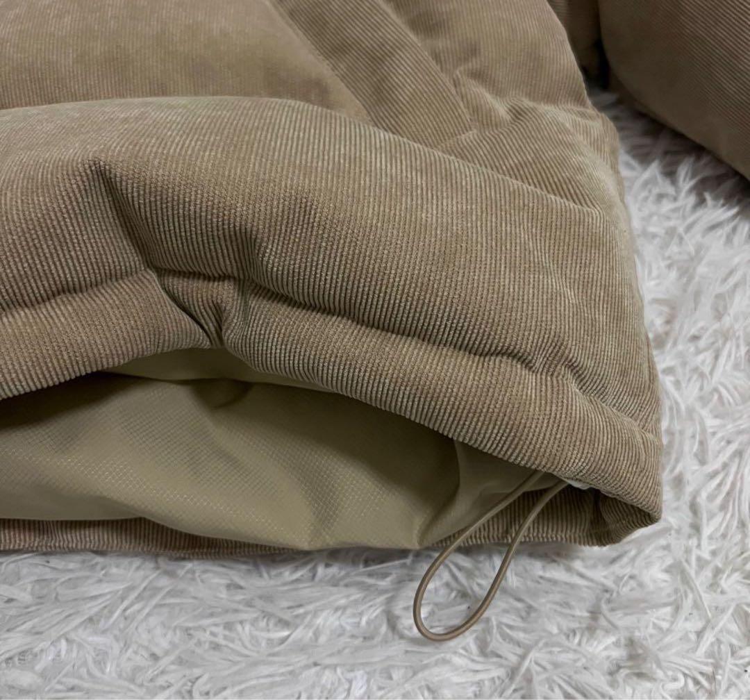 Lacoste フード付きベージュダウンジャケット