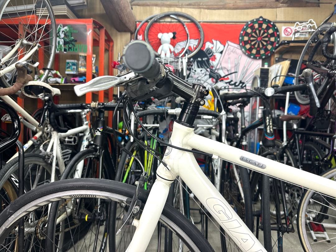 エスケープR3.1基本分解発送送料無料！近県の方完成車直接配送等ご相談ください！