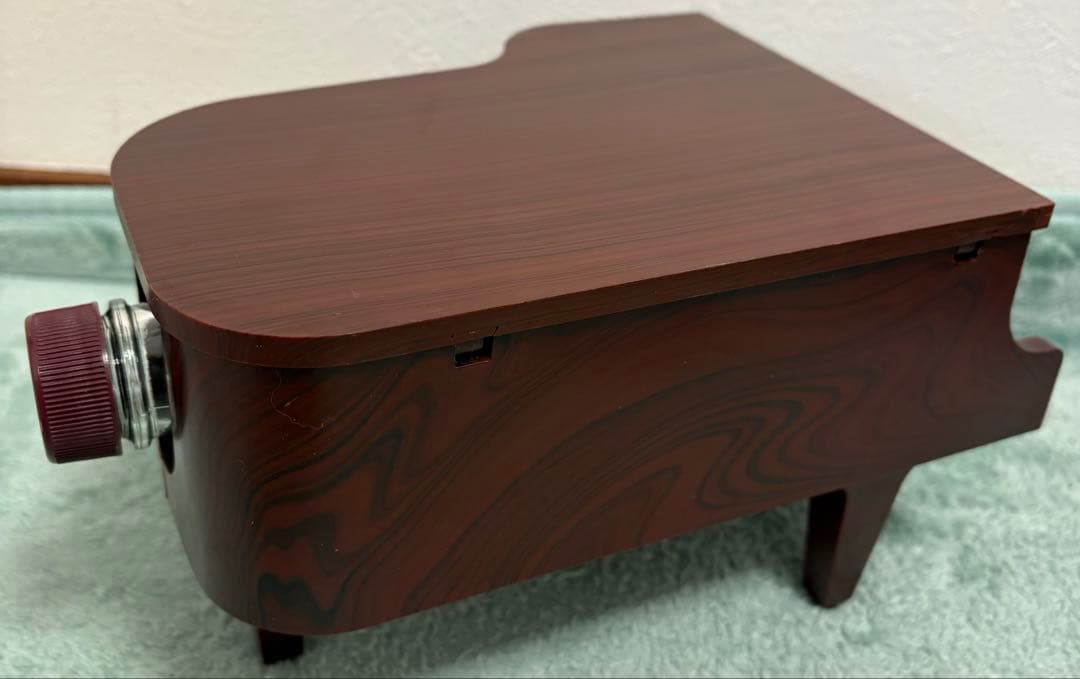 美品☆ サントリーウィスキー響　空瓶　ピアノ型