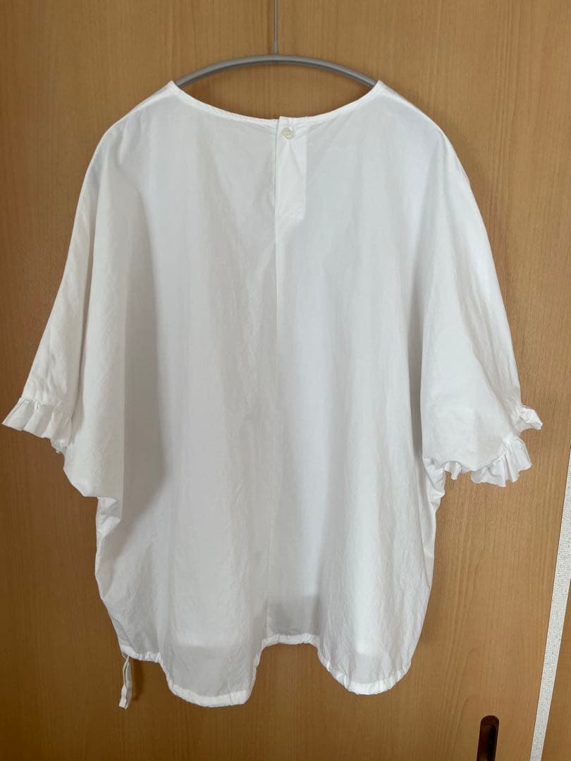 かぐれ フリルスリーブプルオーバー