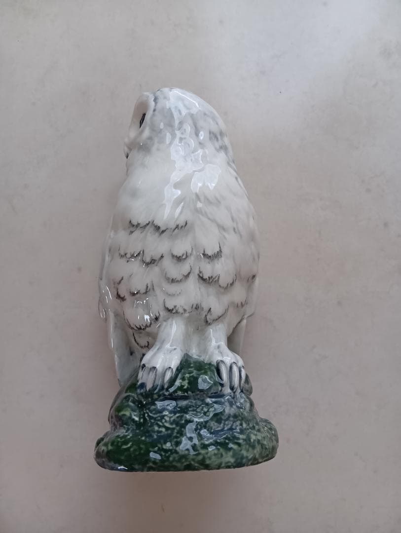   白ふくろう陶器置物 フィギュリン