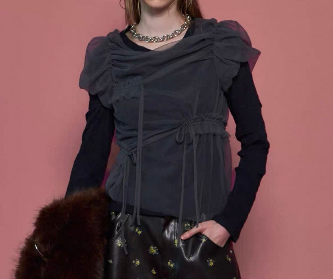 トップス Shirring Mini Puff Sleeve Tops