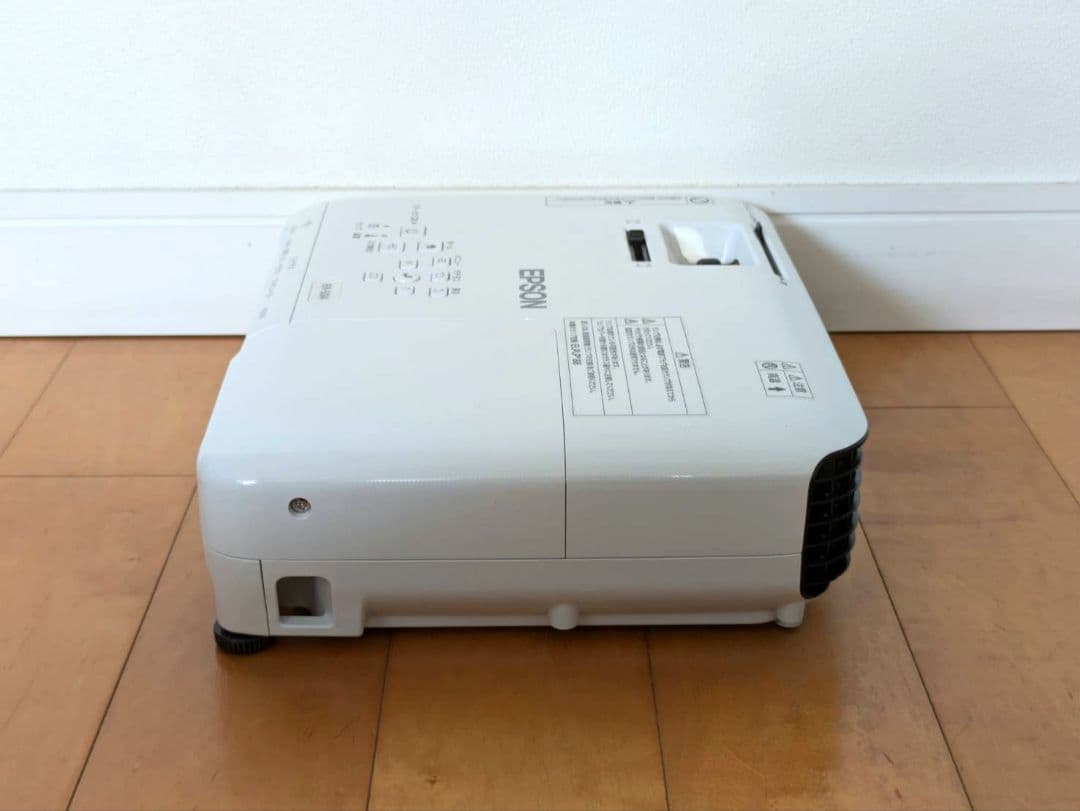 EPSON EB-S04 プロジェクター エプソン