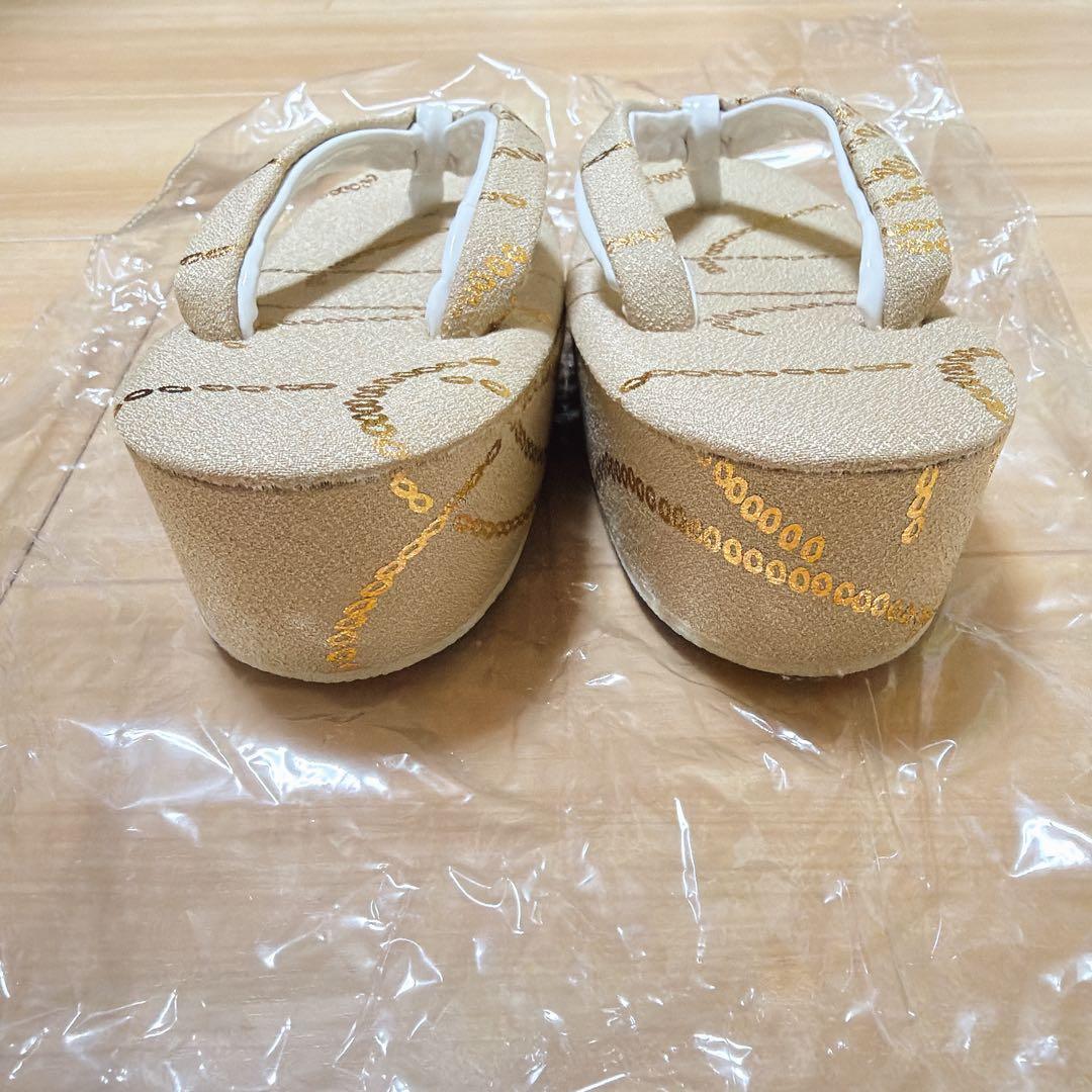 【ひよこ商店】七五三着物フルセット 3歳女の子 被布 金グレー花レトロ ウタタネ