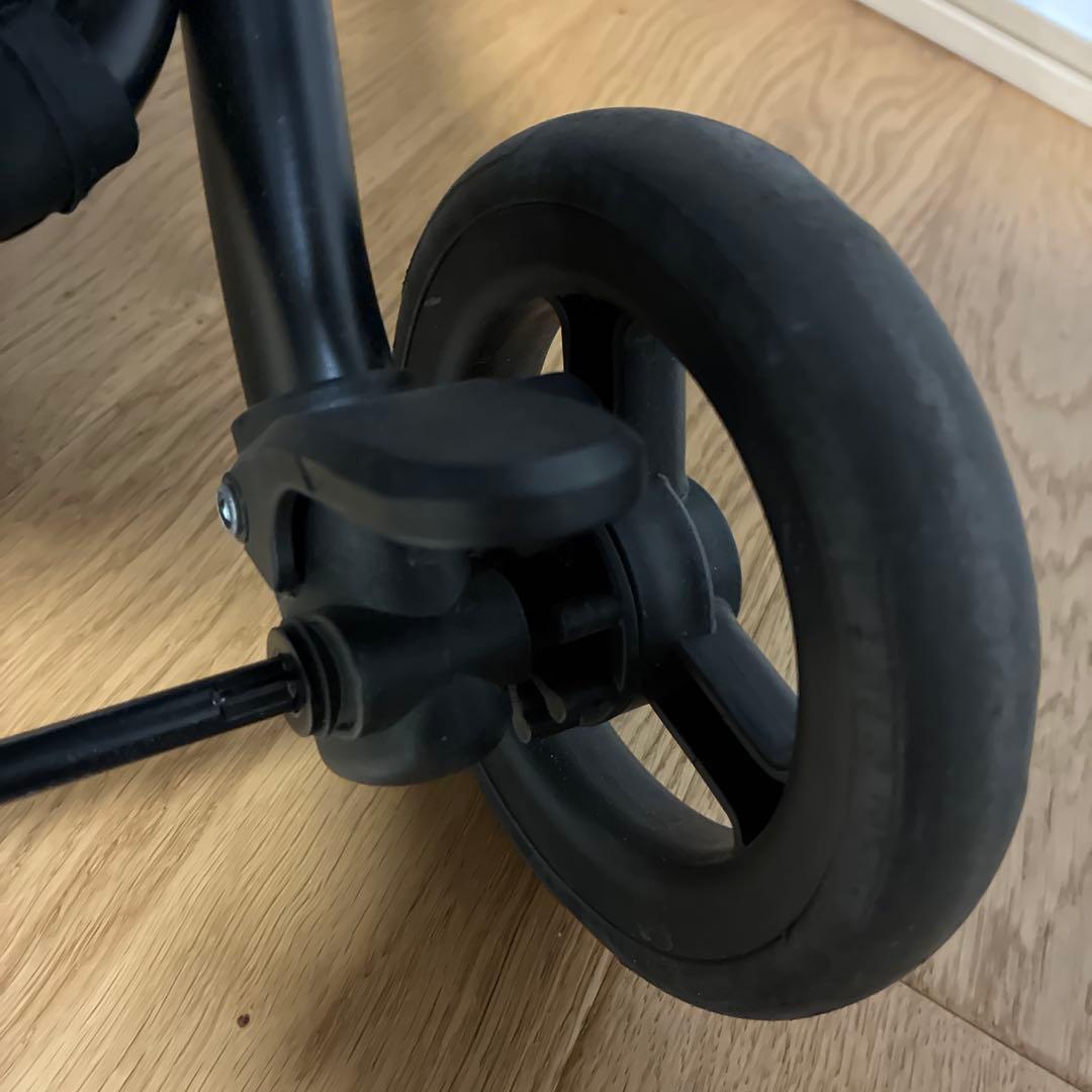 k*様 日本未発売 gb FLAM ベビーカー　b型　サイベックス　CYBEX