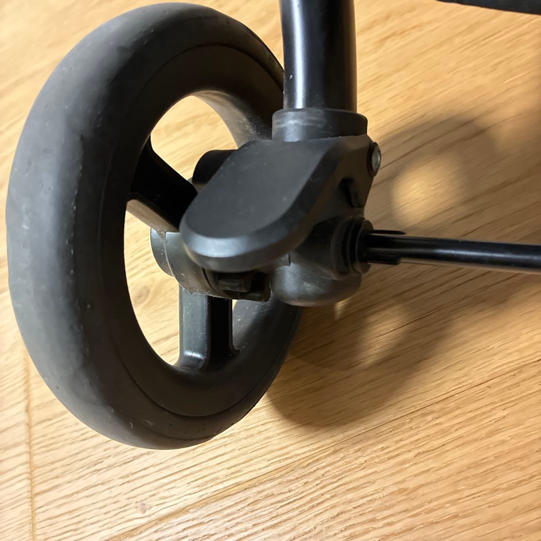 k*様 日本未発売 gb FLAM ベビーカー　b型　サイベックス　CYBEX