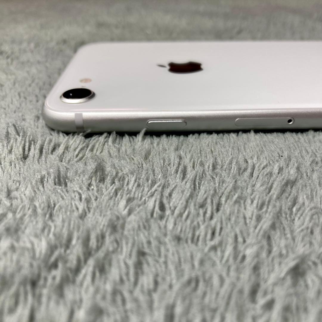 【美品】iPhone 8 64GB ホワイト SIMフリー 純正バッテリー 本体