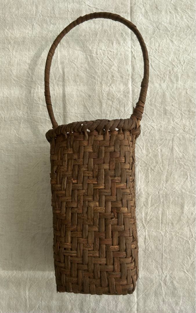 お正月にどうですか？山ぶどうの蔓篭あけび菅原匠　くるみの木雅姫