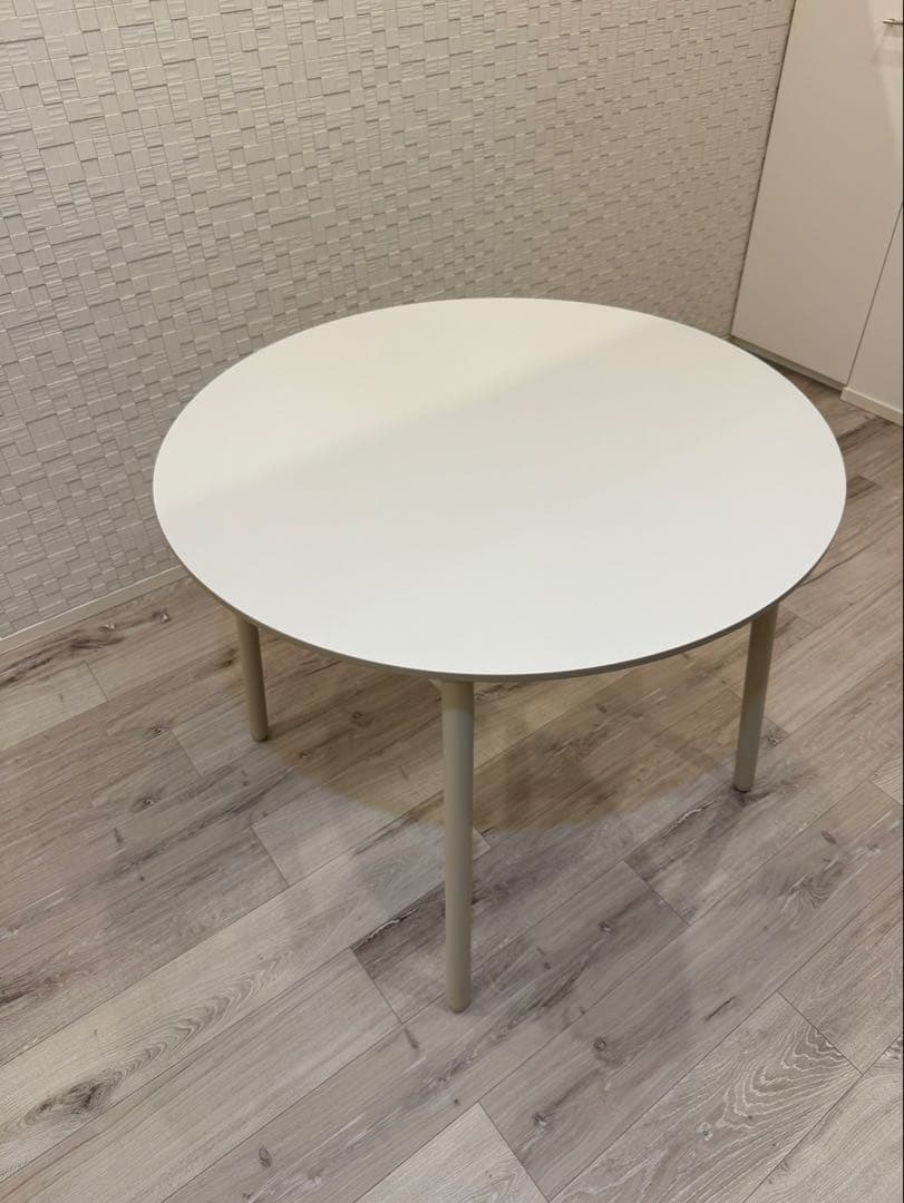 円形　丸　ダイニングテーブル　無印良品　7/31まで　アルミ脚　ライトグレー