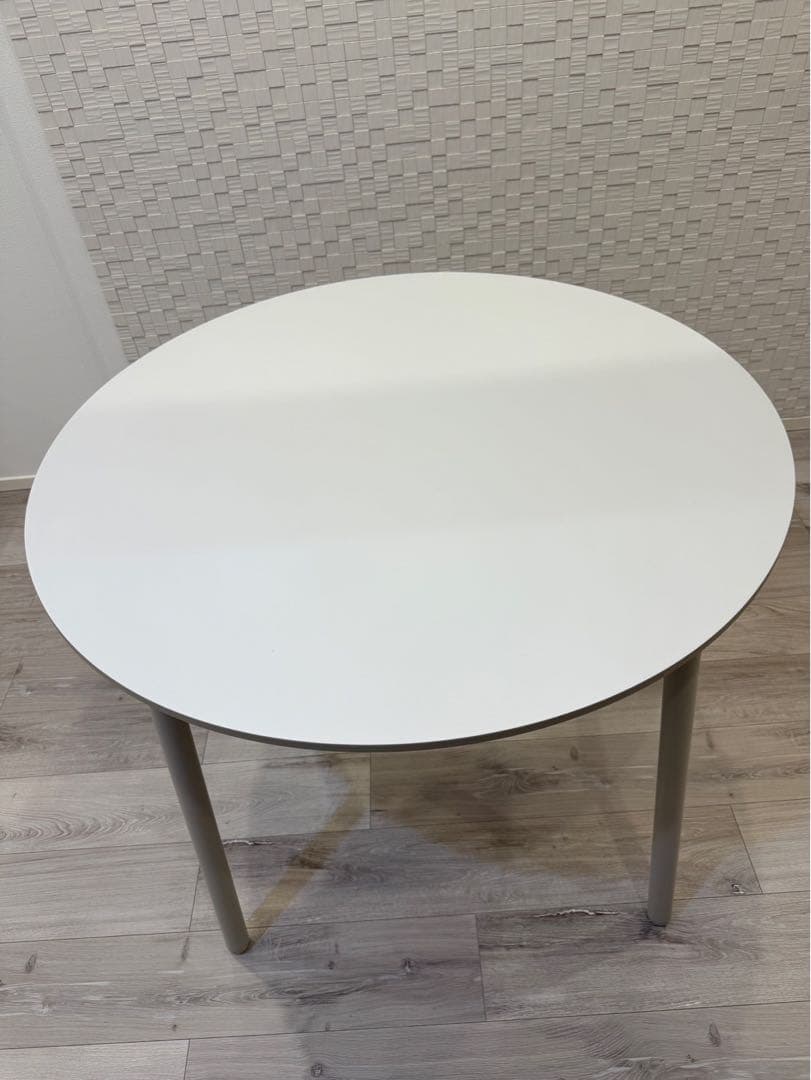 円形　丸　ダイニングテーブル　無印良品　7/31まで　アルミ脚　ライトグレー