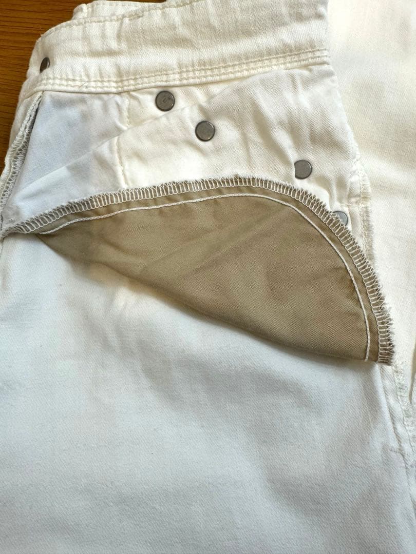 ヤヌーク　リリス　撥水☆防汚☆Lilith ホワイトデニムパンツ 21インチ