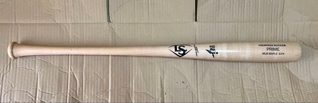 ルイスビルスラッガー　硬式 木製バット