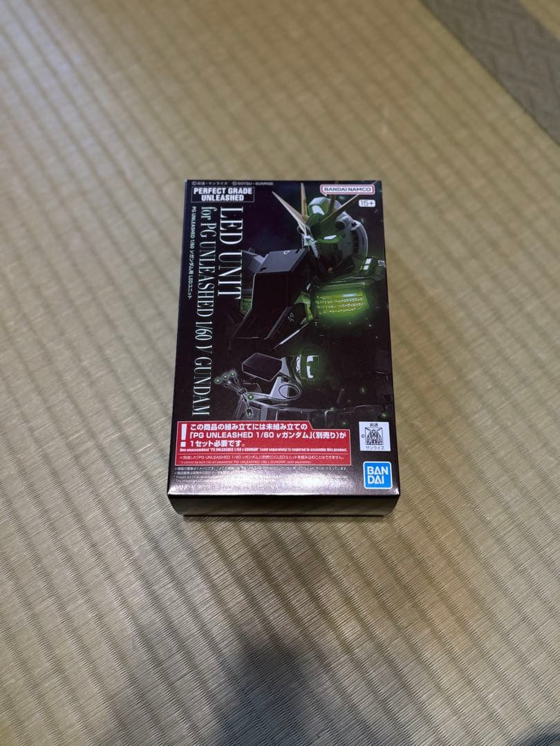 PG UNLEASHED 1/60 νガンダム用LEDユニット