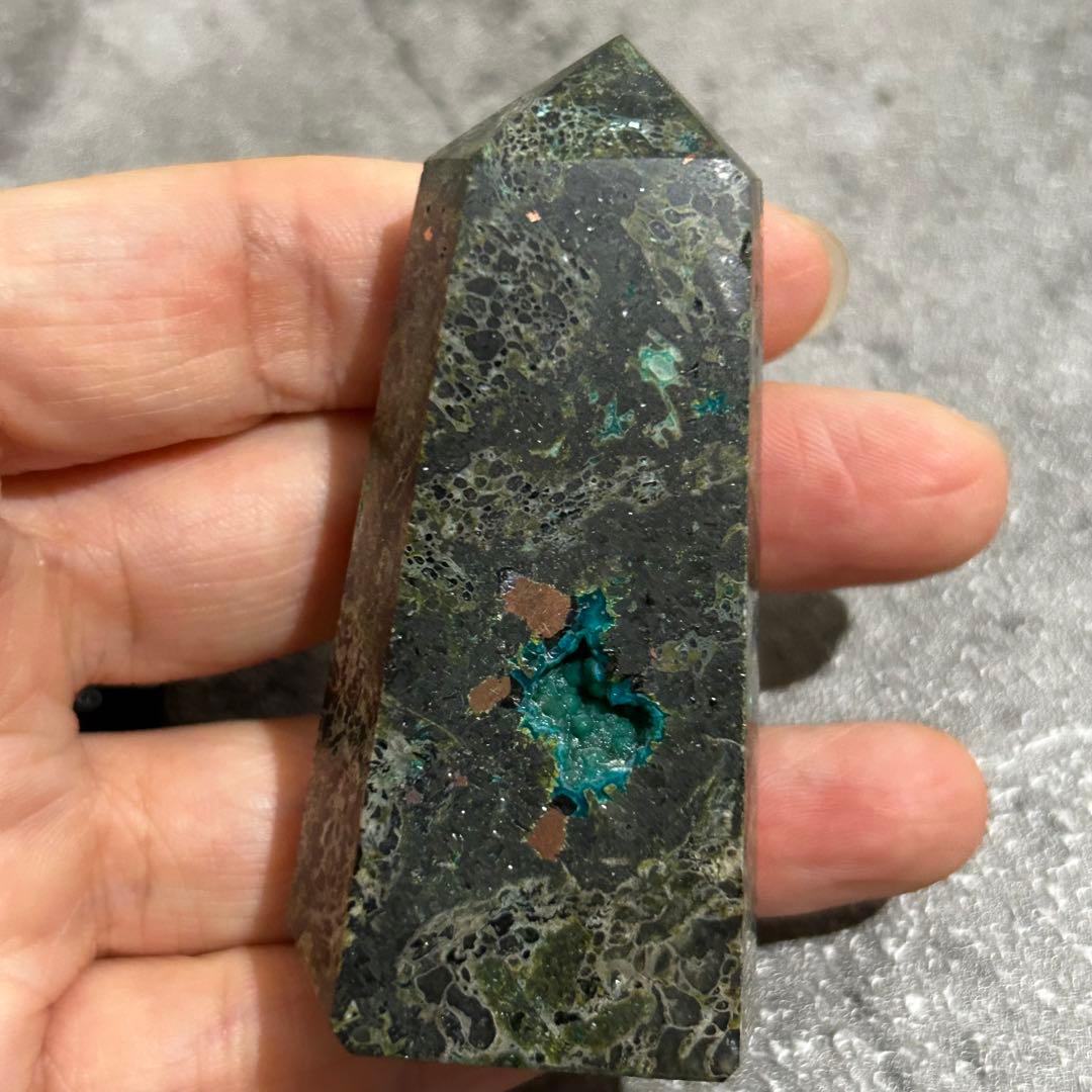 天然石　クリソコラ　エピドート　パイライト　共生　ポイント　906