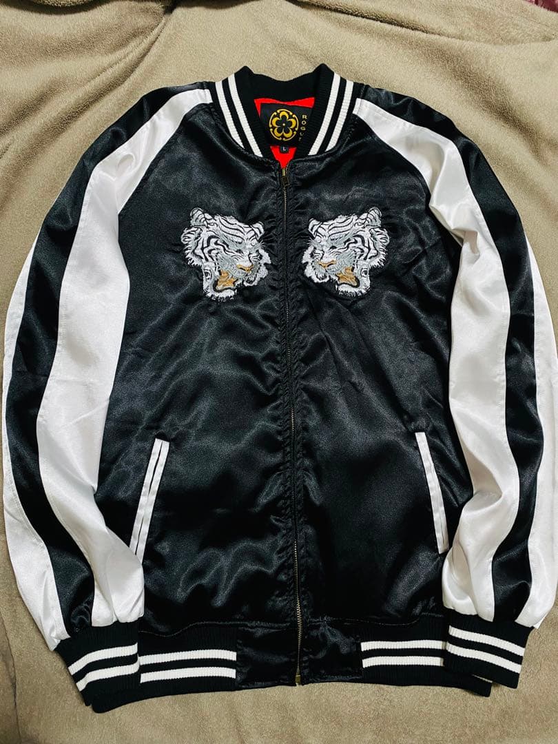 ROGUE 未使用近い 虎 日本限定 スカジャン unisex 美品 サテン