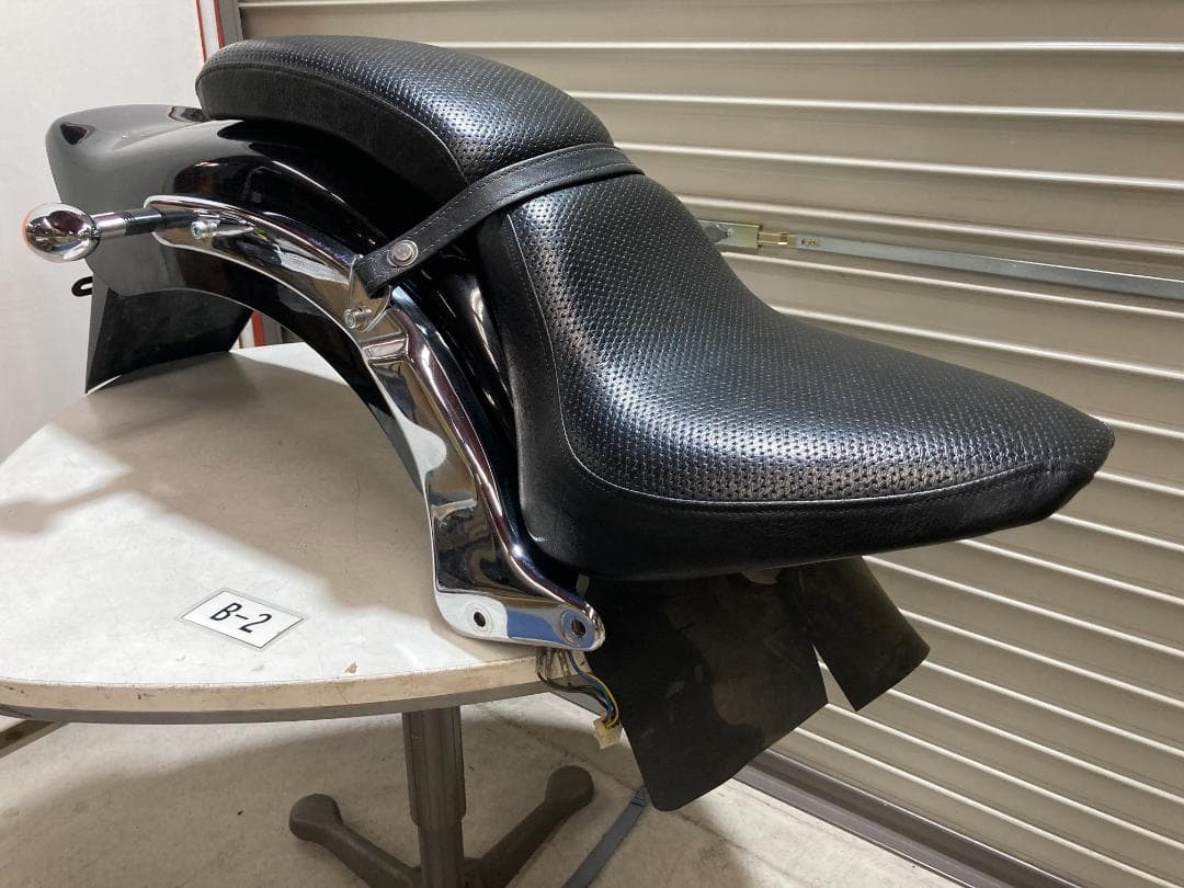 B2　ドラッグスター400スタンダード　純正リアフェンダーSET