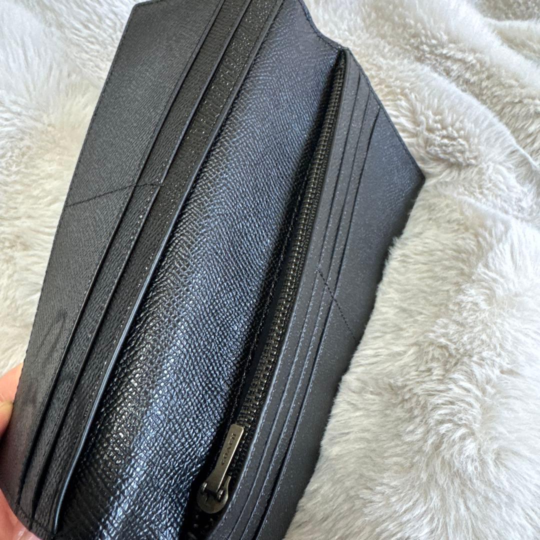 【coach】黒レザー長財布 複数カードスロット付き