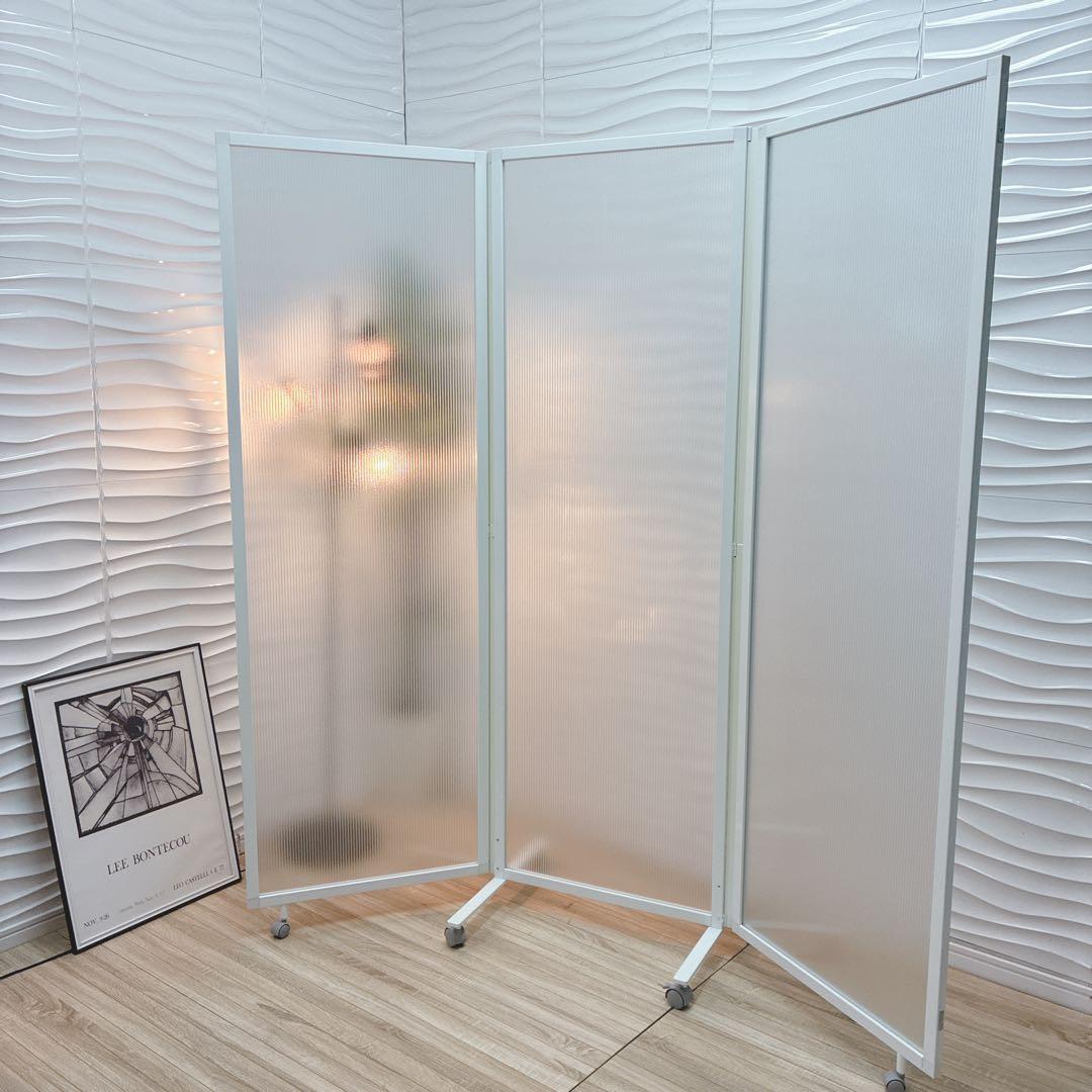 大阪府 神戸市 配達料無料！◇三連パーテーション◇間仕切り◇三つ折り◇キャスター