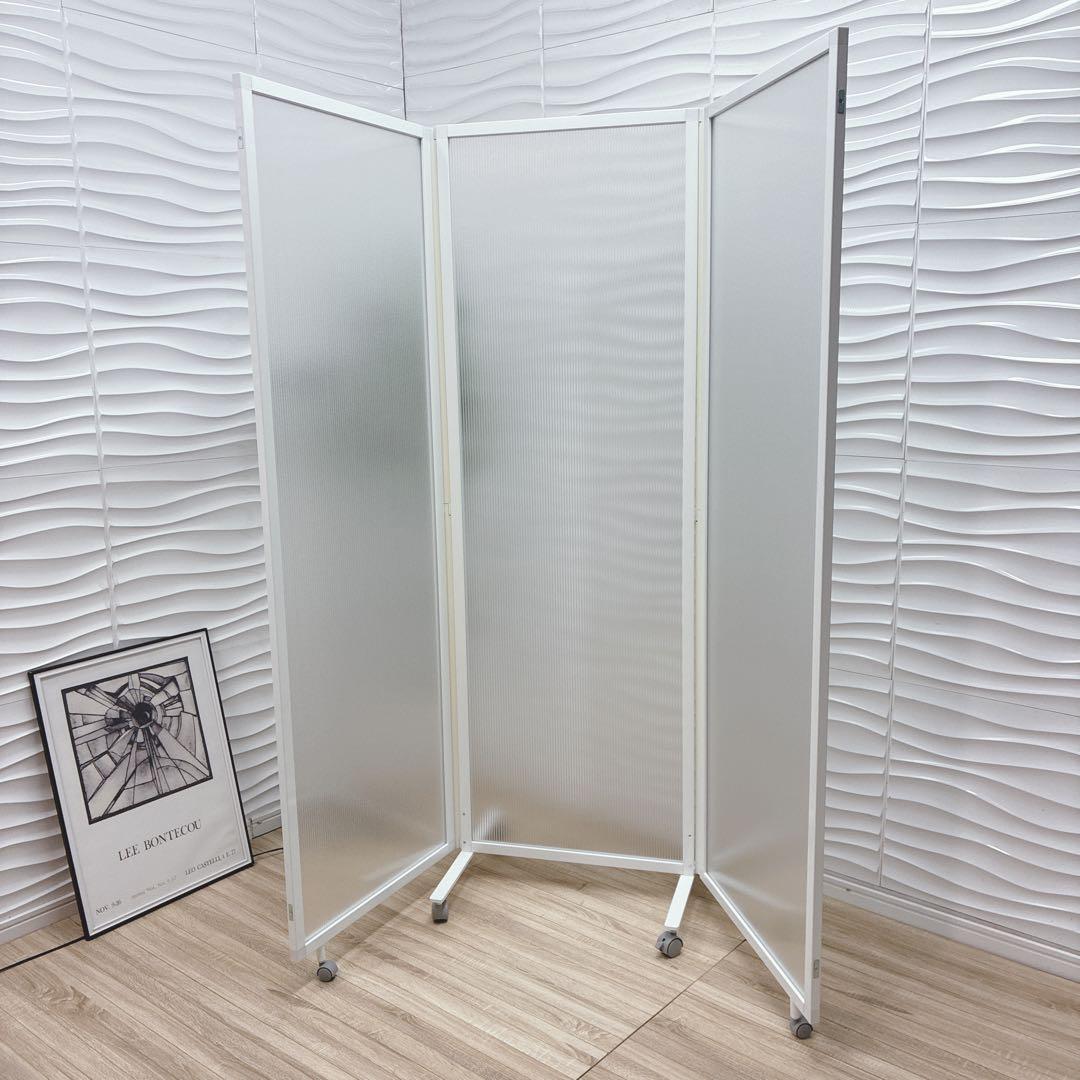 大阪府 神戸市 配達料無料！◇三連パーテーション◇間仕切り◇三つ折り◇キャスター