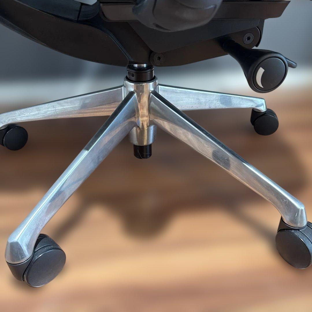 オカムラ　シルフィー　ハイバック　C685BS