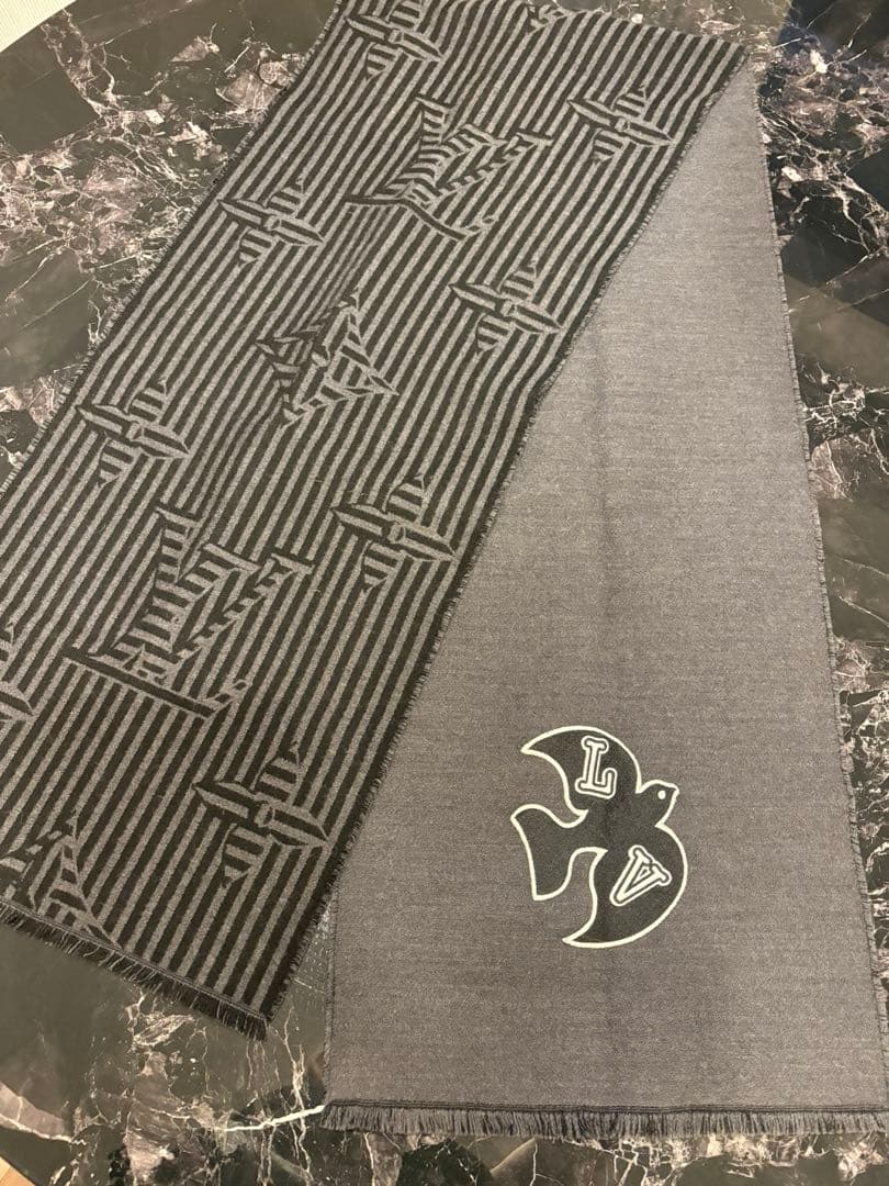 ヴィトン　マフラー　ストール　メンズ