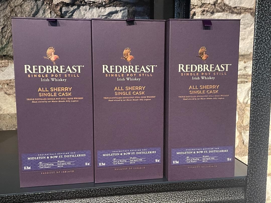 年末大幅値引！！レッドブレスト オールシェリーシングルカスク20年　一本